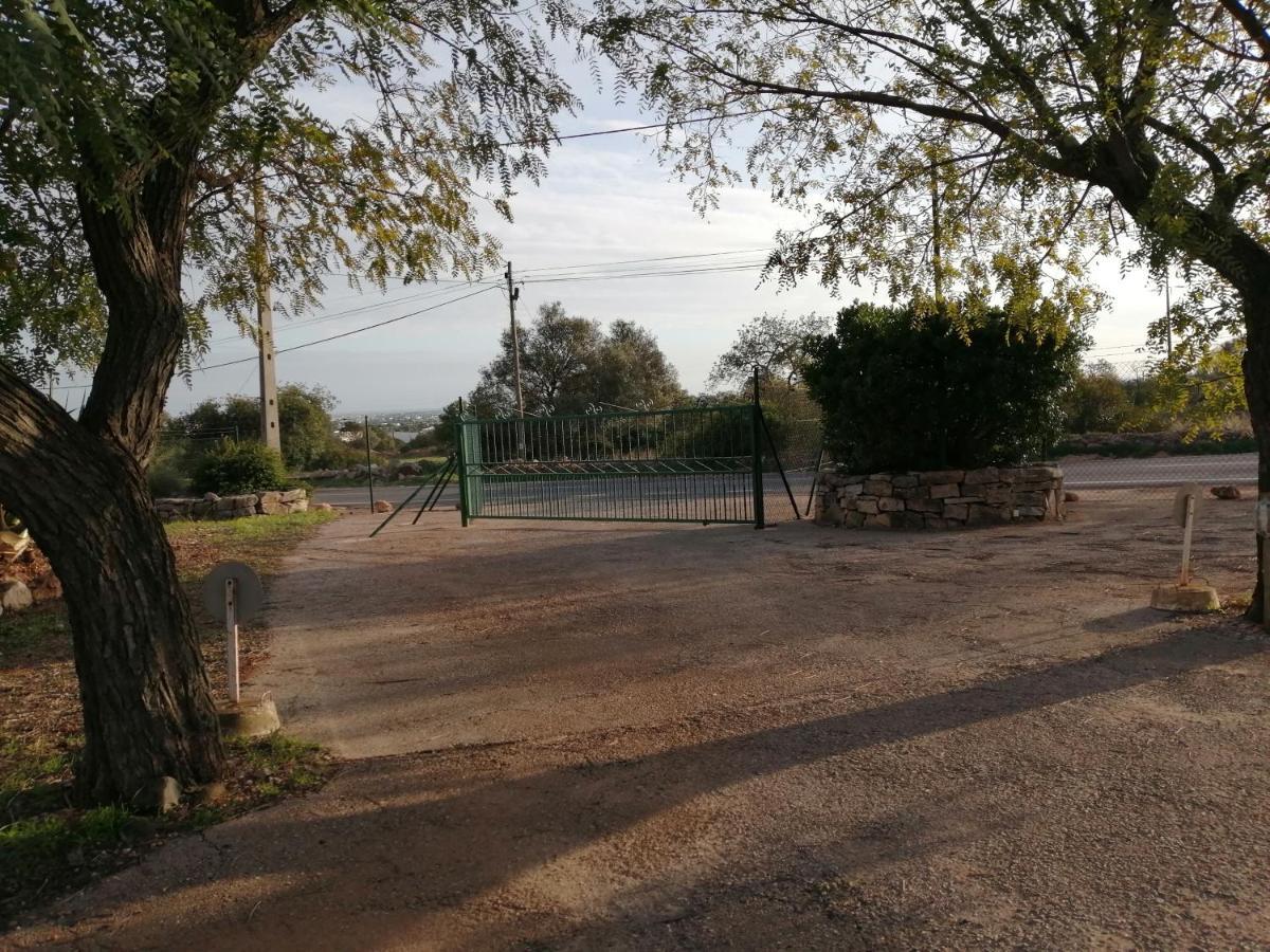 Duas Casas De Ferias Medronhal Faro Em 520 - 2 Eksteriør billede