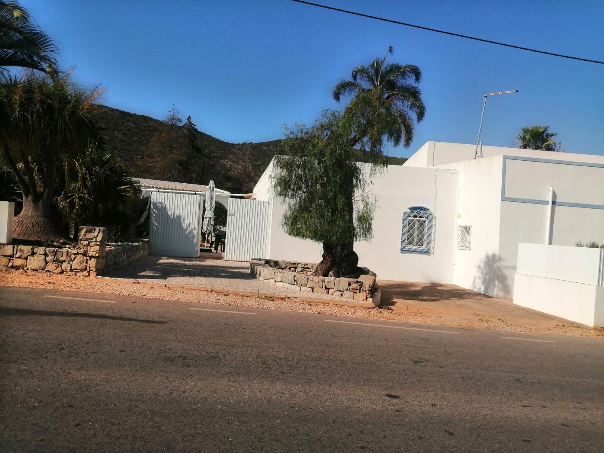 Duas Casas De Ferias Medronhal Faro Em 520 - 2 Eksteriør billede